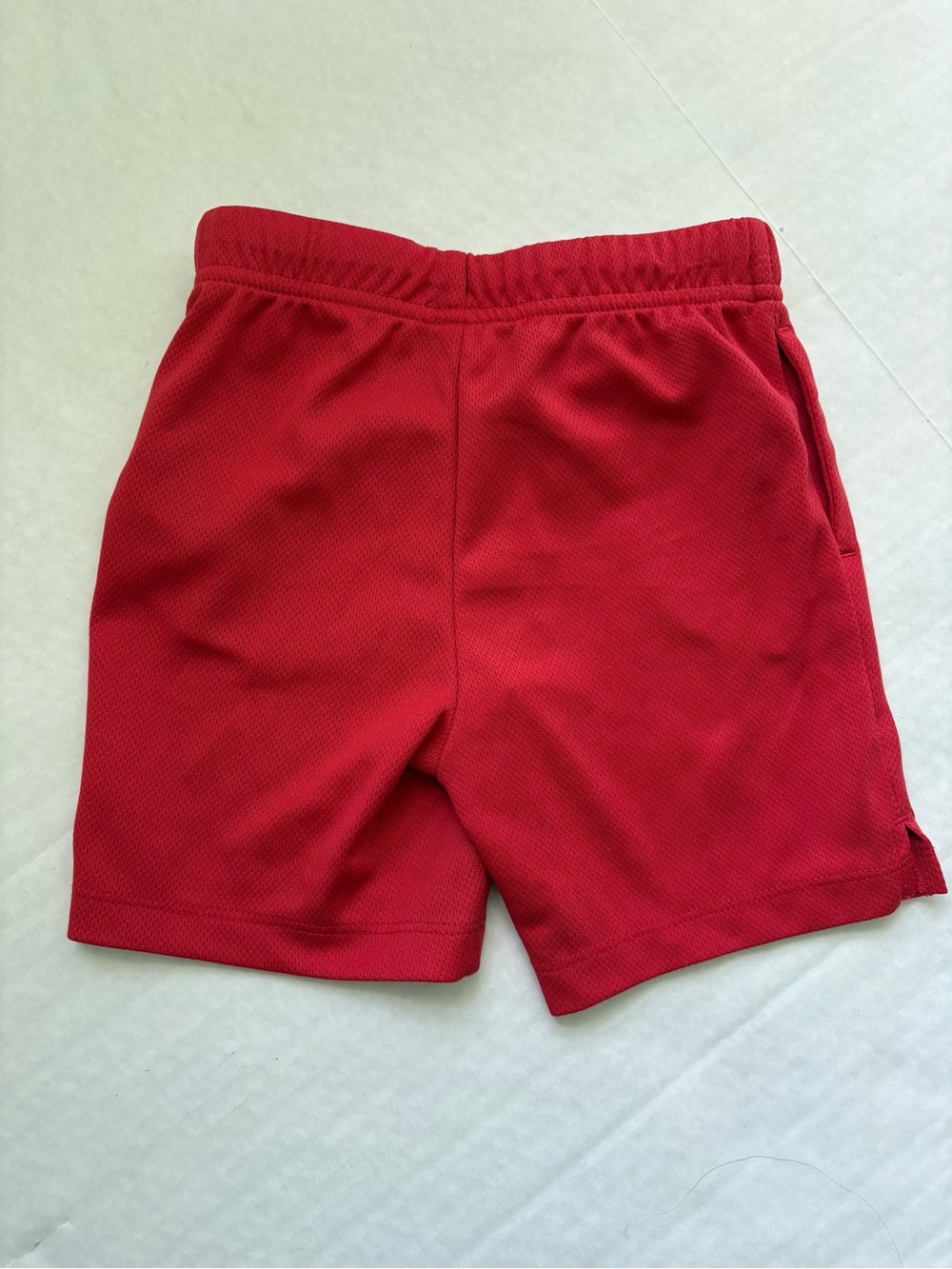 Old Navy Active Red Mesh Shorts Toddler Boy 2T Drawstring Sporty Elastic Waist - Picture 2 of 5